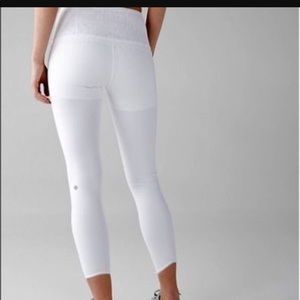 White lululemon winder under size 4